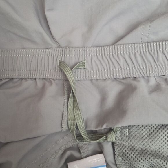 Columbia Women's XL Green Shorts Pockets Drawstring Athleisure Hiking Summer - Picture 6 of 6